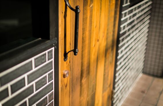コロナ対策も可能なシャンプー「バーデンス」正規取扱店den